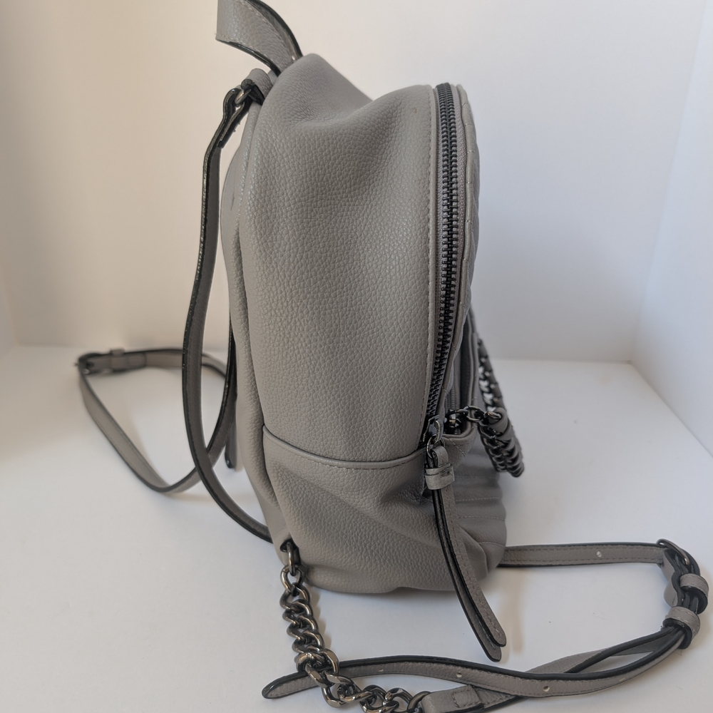 Victoria's Secret Small Gray Quilted Faux Leather Backpack With Chain Details - Picture 4 of 10